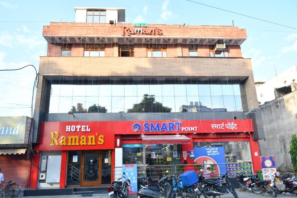 Hotel Raman'S Jagadhri Exterior photo