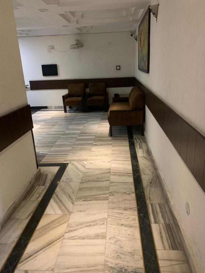 Hotel Raman'S Jagadhri Exterior photo